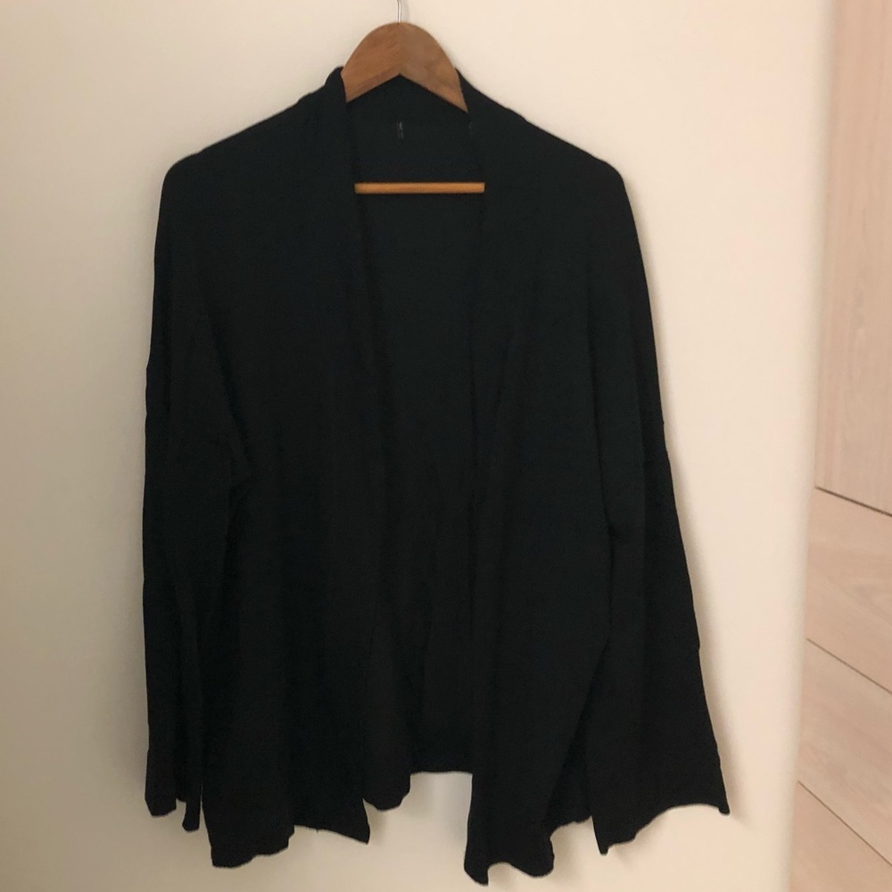 Black cardigan sweater wide sleeve